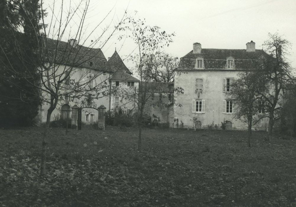 Château : Ensemble sud-est, vue générale