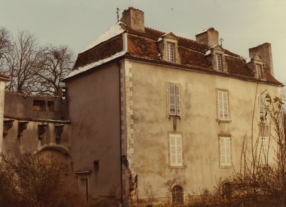 Château : Façade sud-ouest, vue générale