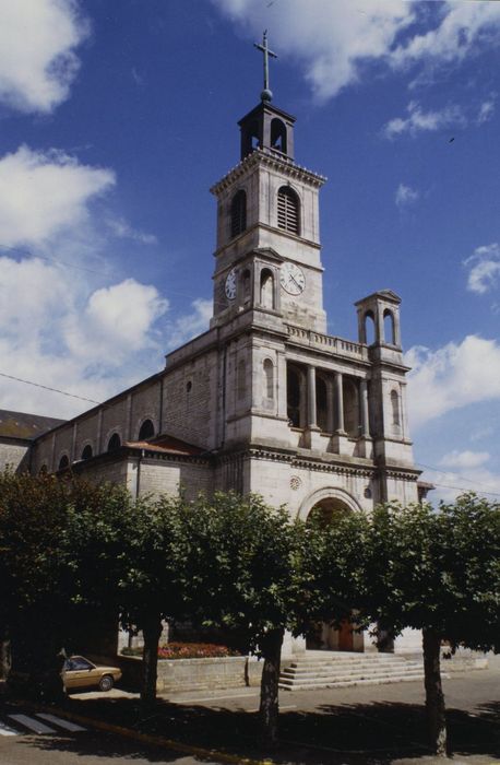 Eglise Saint-Rémy : Ensemble sud-ouest, vue partielle