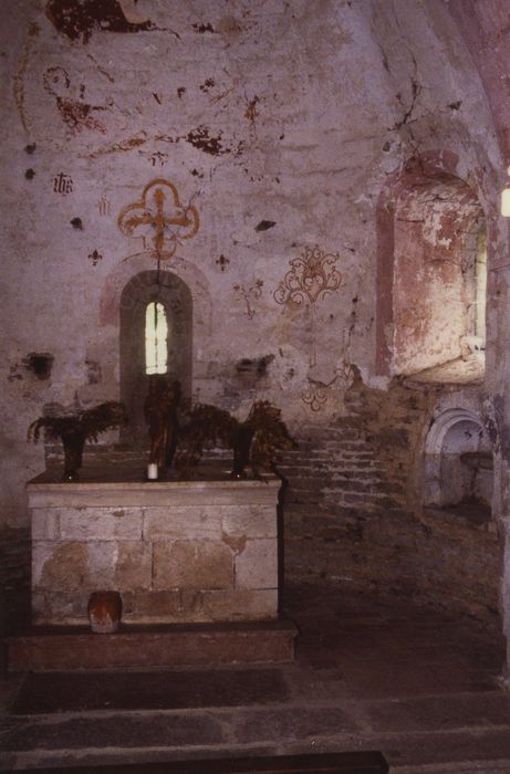 Château : Chapelle, choeur, vue partielle des peintures murales