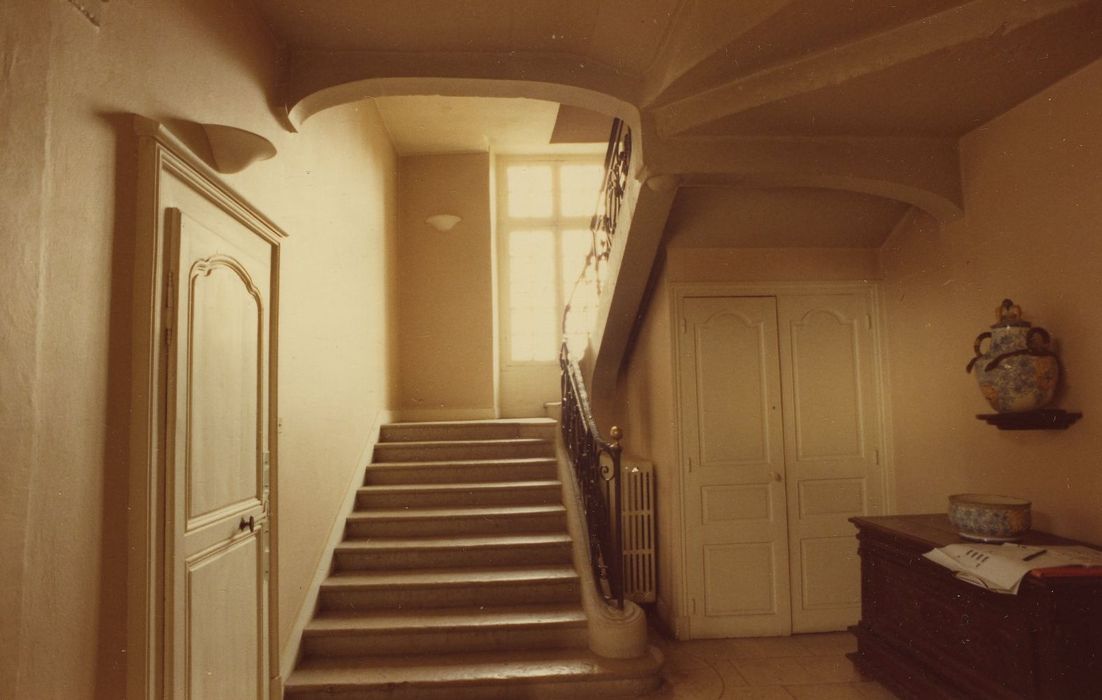 Hôtel du Congrès : Vestibule, vue générale