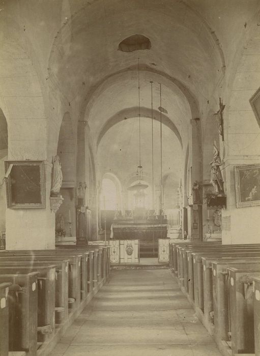 Eglise : Nef, vue générale