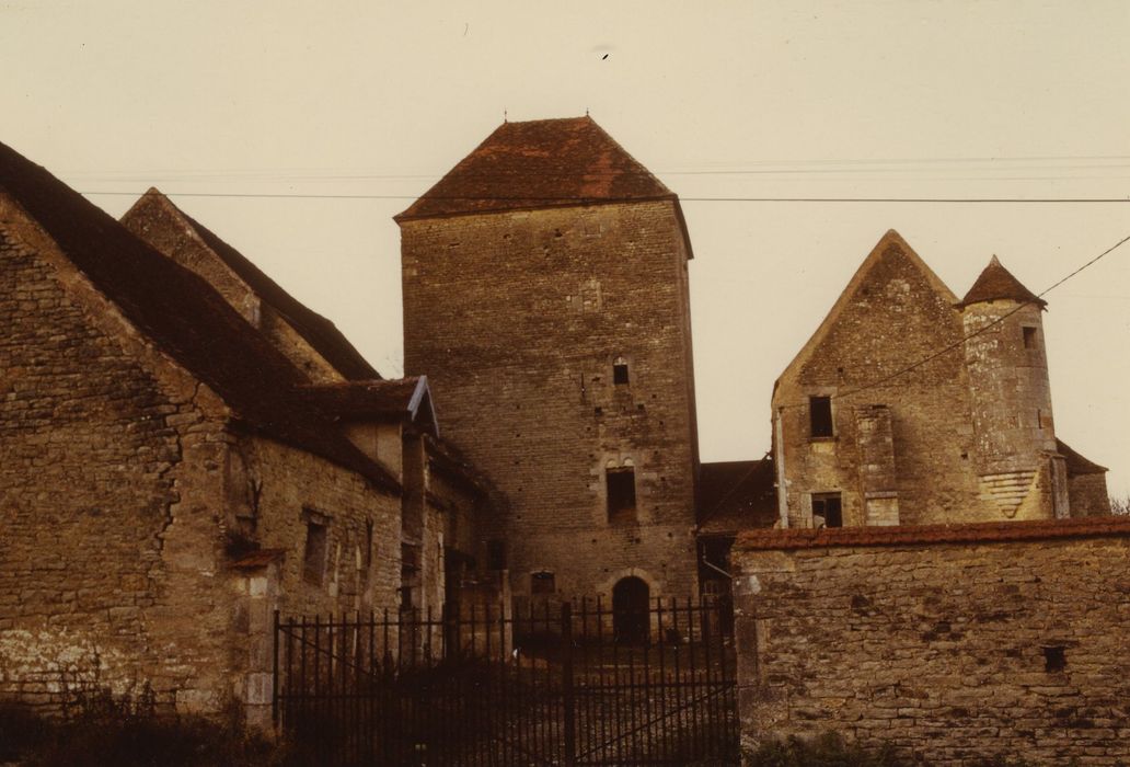 Château : Ensemble sud, vue générale