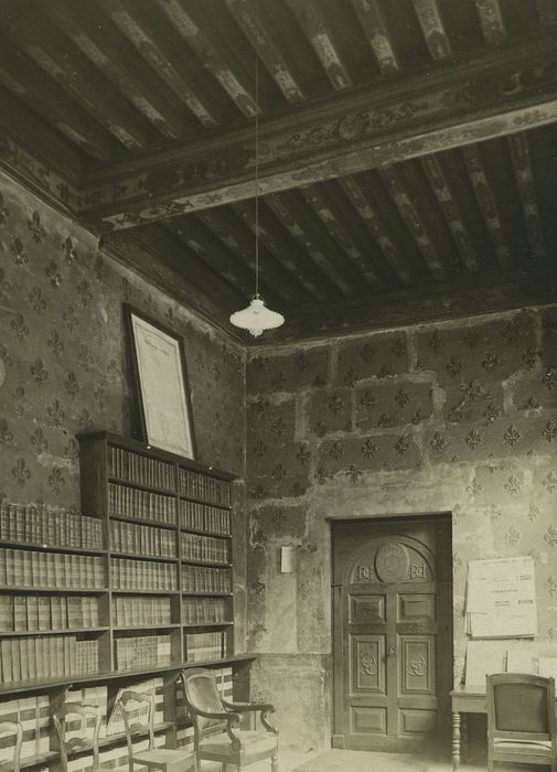 Palais de Justice : Vestibule de la salle des avocats, vue partielle