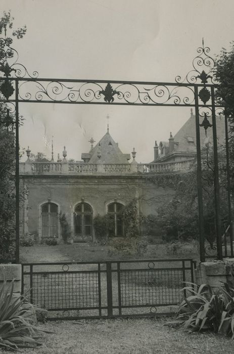 Hôtel Berbis de Longecourt : Orangerie, vue partielle