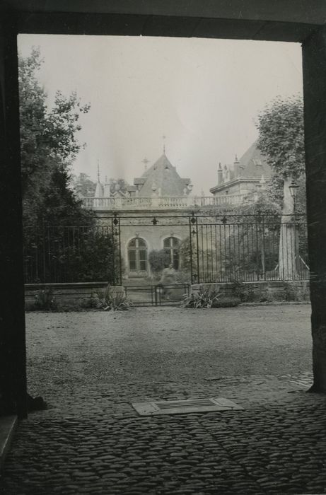 Hôtel Berbis de Longecourt : Orangerie, vue partielle