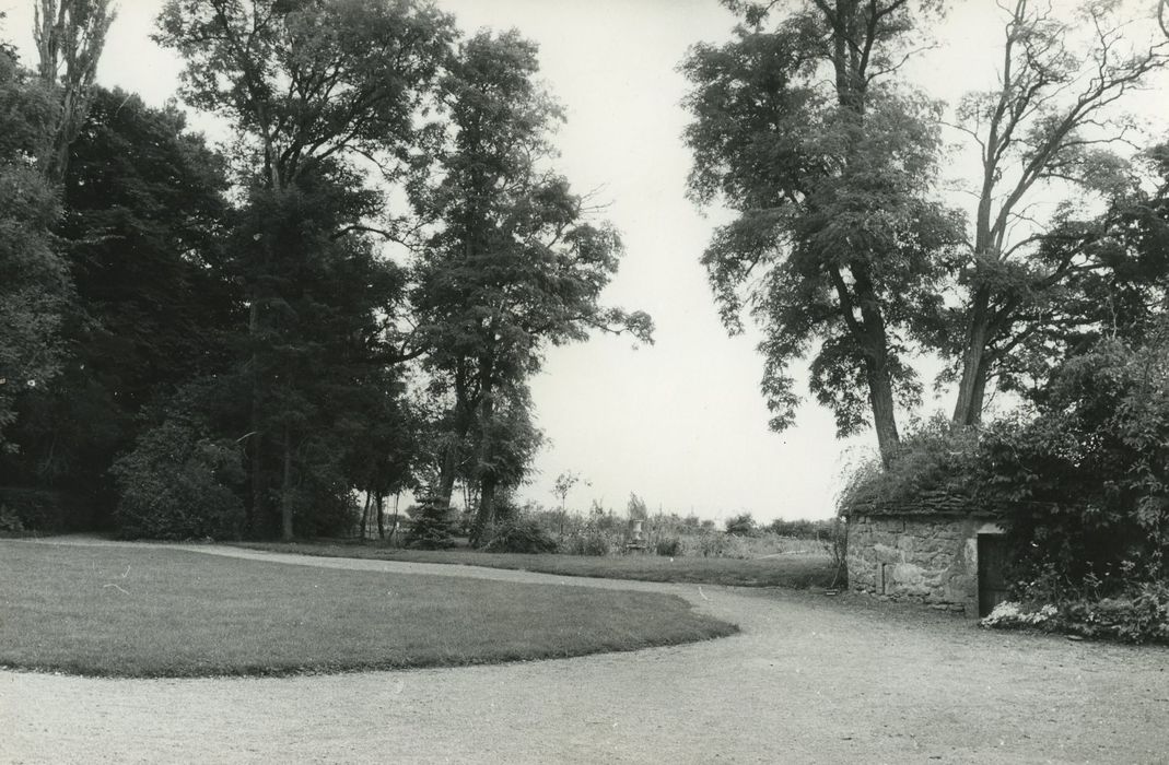 Château de Villars : Jardin nord, vue partielle