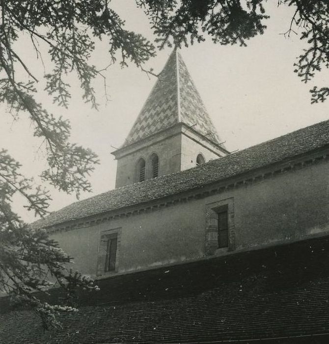 Eglise : Façade latérale nord, vue partielle