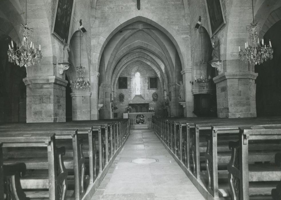 Eglise Saint-Jean-Baptiste : Nef, vue générale