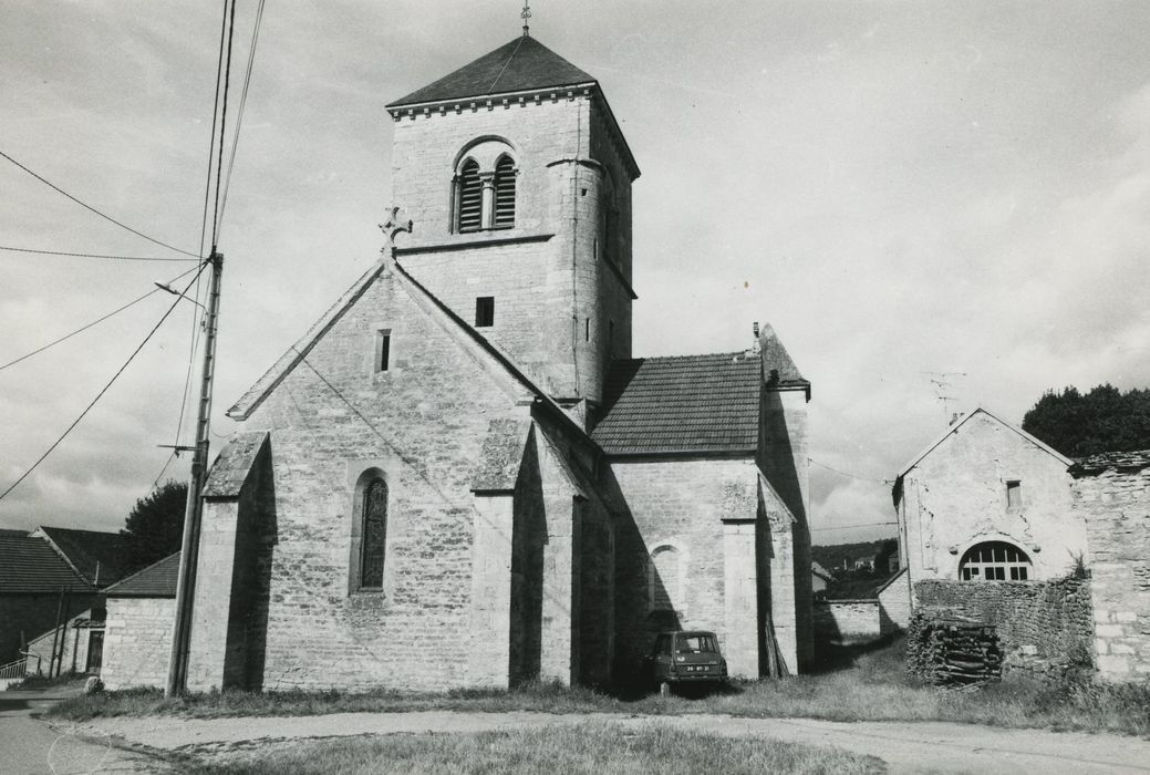 Eglise Saint-Jean-Baptiste : Chevet, vue générale