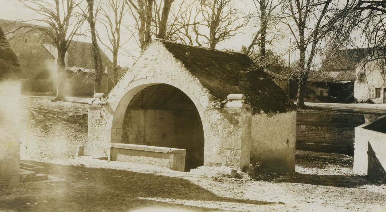 Lavoir, vue générale