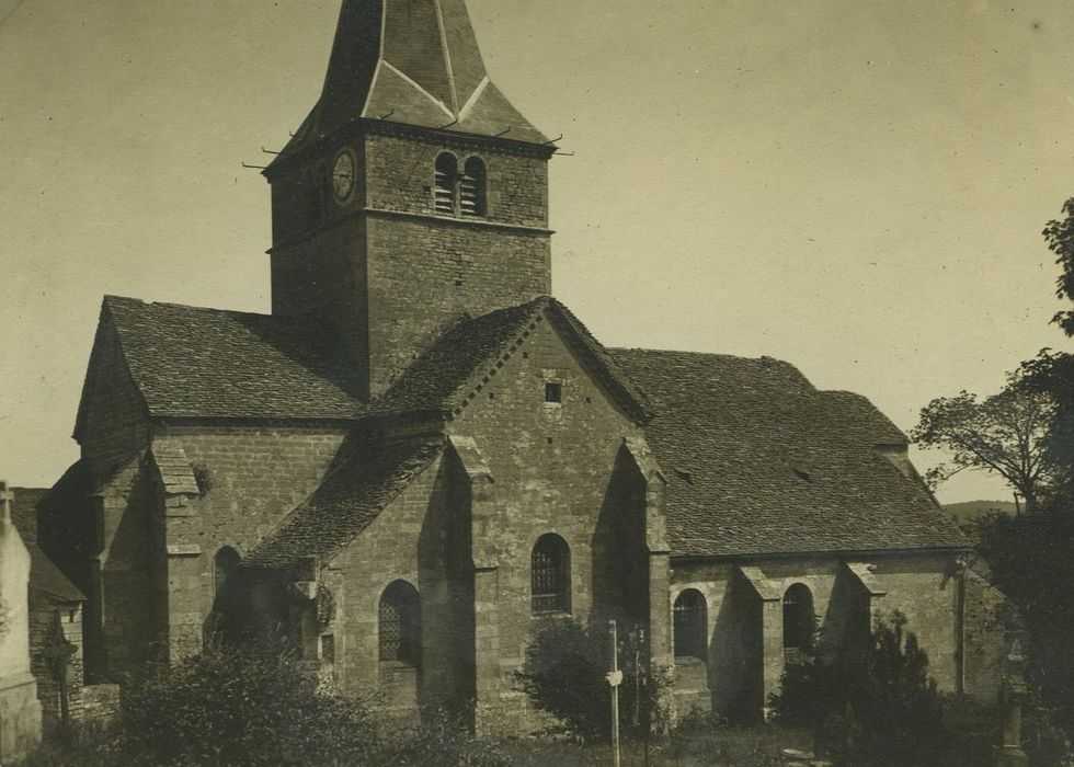 Eglise : Façade latérale ouest, vue générale