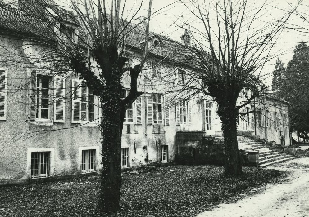 Château d'Orain : Façade sud, vue générale