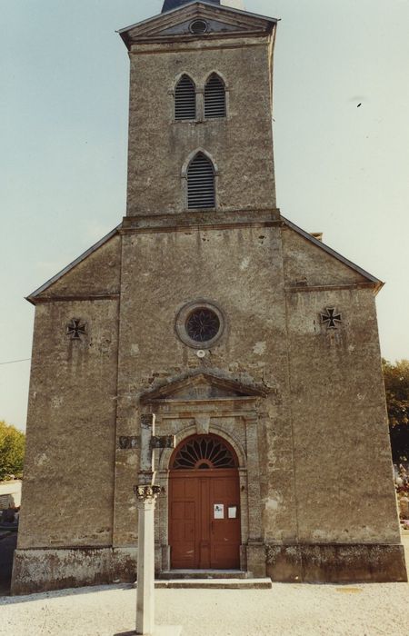 Eglise Saint-Etienne : Façade nord, vue générale