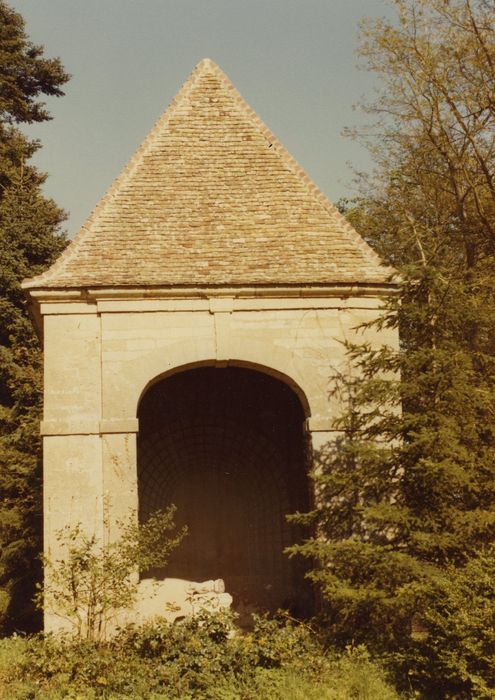 Château : Pavillon, élévation ouest, vue générale