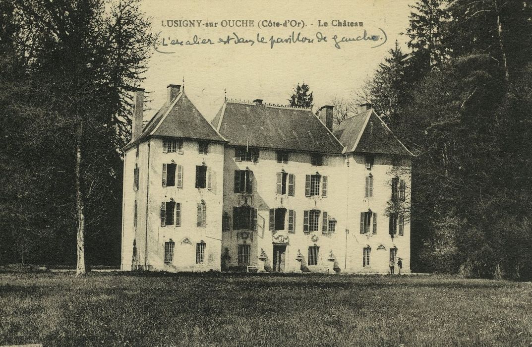 Château : Façade sud, vue générale