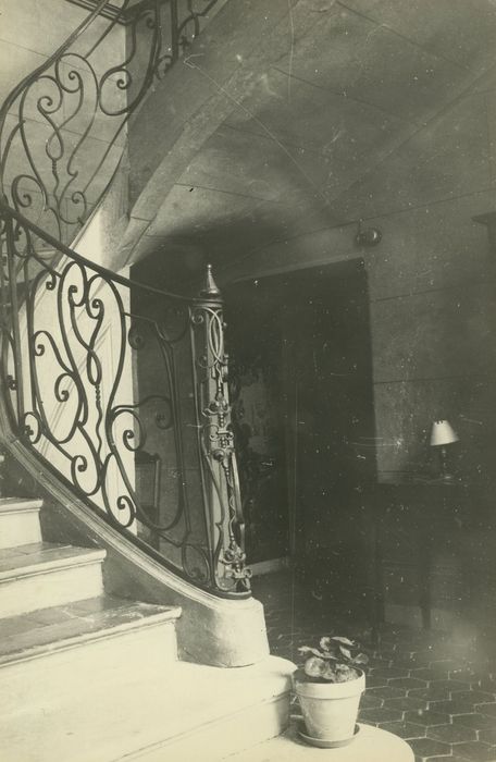 Château : Escalier d’honneur, vue partielle