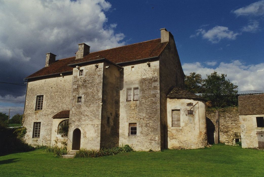 Maison de Vayvrand : Façade sud, vue générale