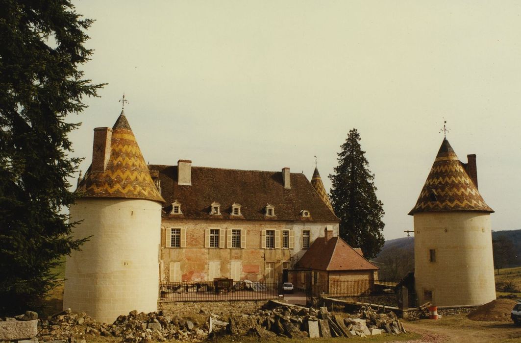 Château : Ensemble ouest, vue générale