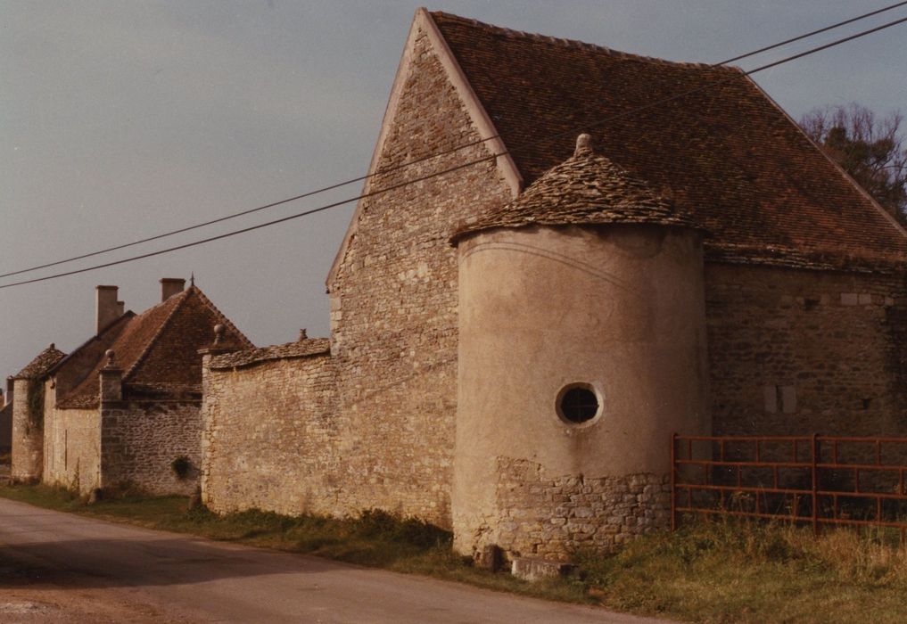 Château : Ferme, ensemble sud, vue générale