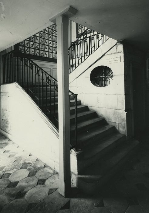 Hôtel de Buffon : Escalier d’honneur, vue partielle