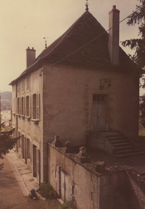 Maison de l'Arquebuse : Façades nord et est, vue générale