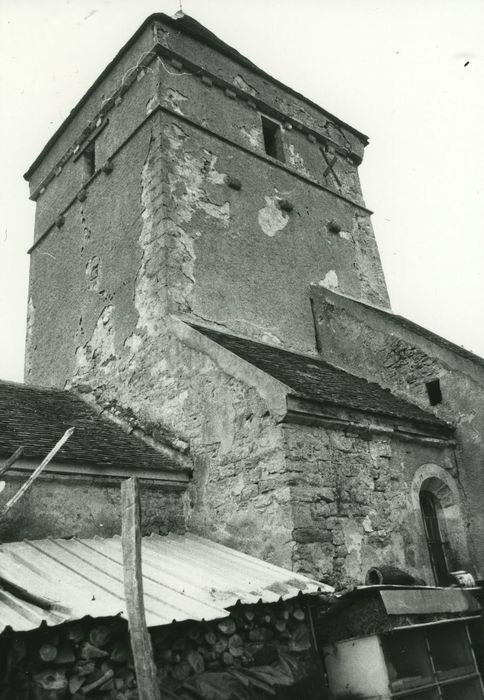 Eglise Saint-Barthélémy : Clocher, élévations nord et est, vue générale