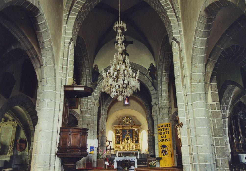 Eglise Saint-Jean-Baptiste : Nef, vue générale