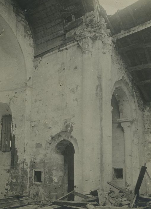 Ruines de la chapelle Notre-Dame du Roc-Vignonnet : Vue partielle des ruines