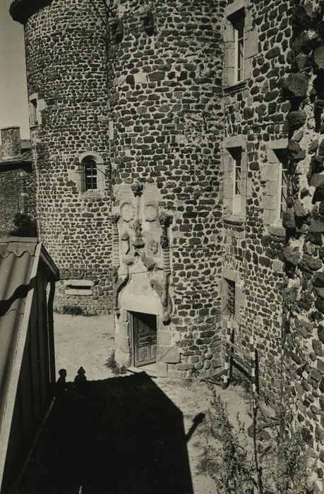 Ancien château abbatial : Façade sud, vue partielle