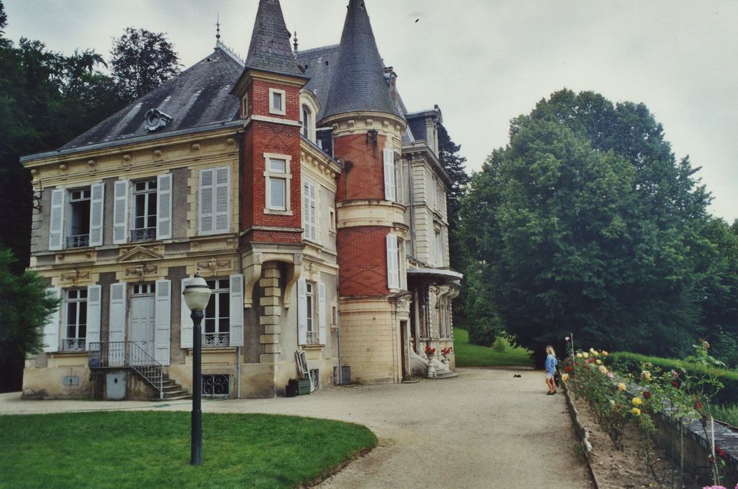 Château de Martinas : Façades nord et est, vue générale