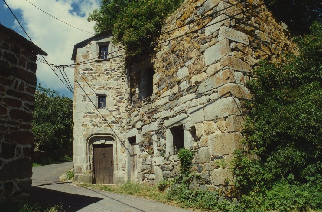 Maison Sauron : Façade sud, vue partielle