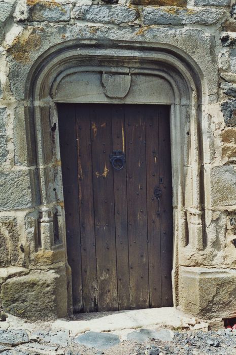 Maison Sauron : Tourelle d’escalier, porte d’accès à la tourelle d’escalier