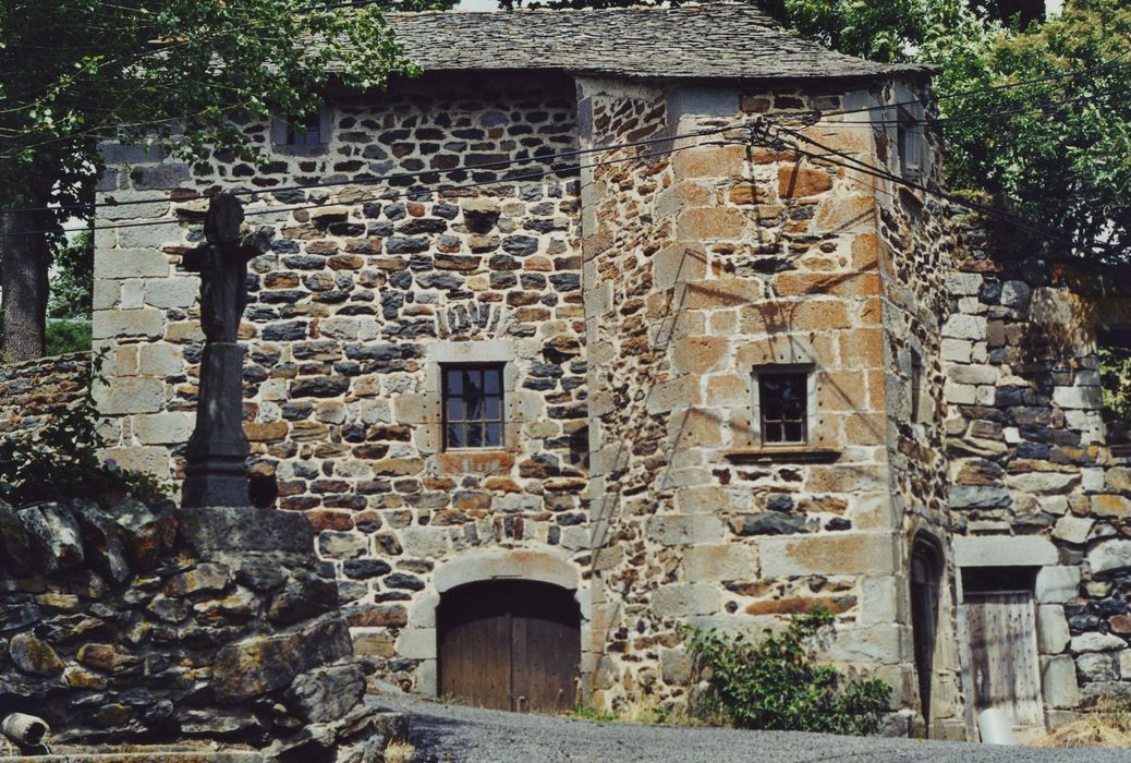 Maison Sauron : Façade sud, vue partielle