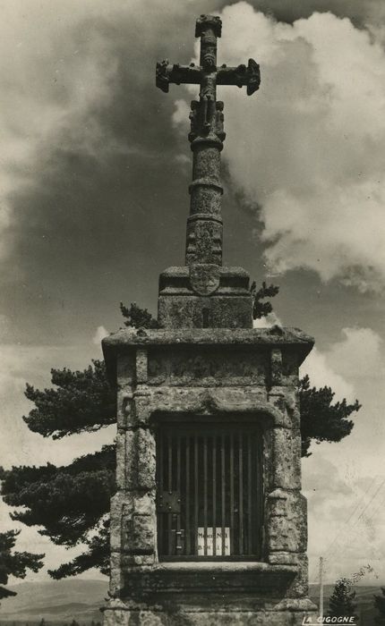 Croix de carrefour dite Croix de Bancillon, vue générale