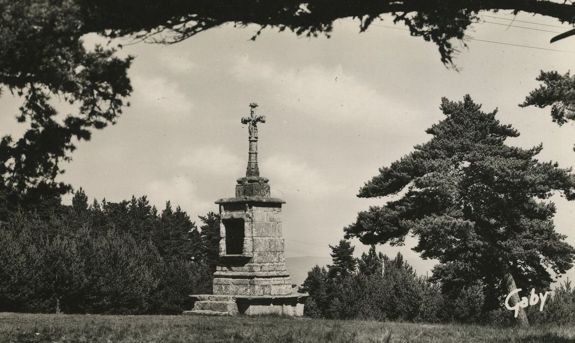 Croix de carrefour dite Croix de Bancillon, vue générale