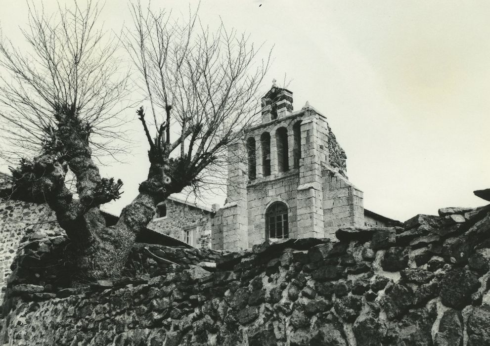 Ancienne église Saint-Jean : Façade occidentale, vue partielle