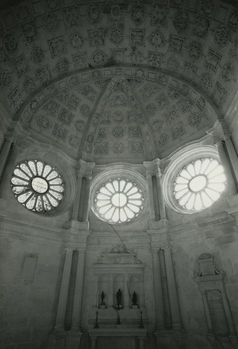 Château : Chapelle, vue partielle du volume intérieur