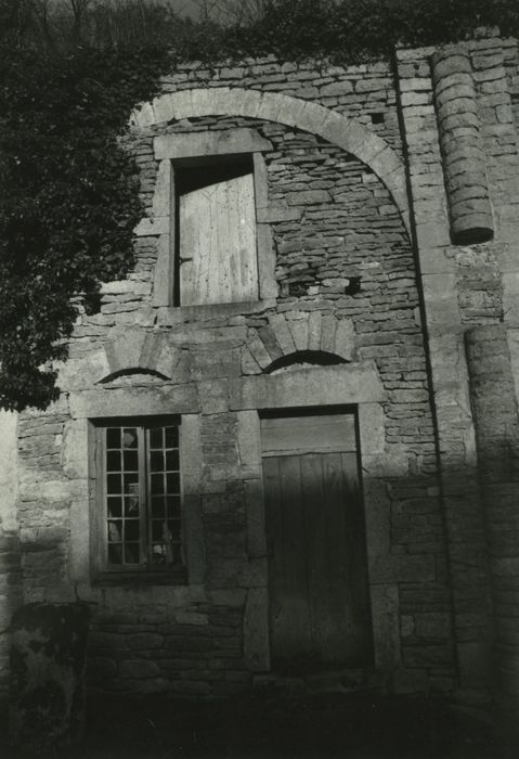 Prieuré de Glanot (ancien) : 1ère travée sud, vue générale