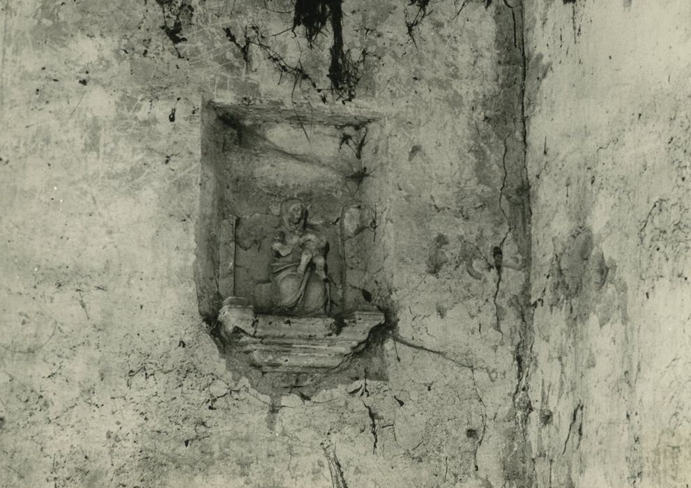 groupe sculpté : Vierge de pitié