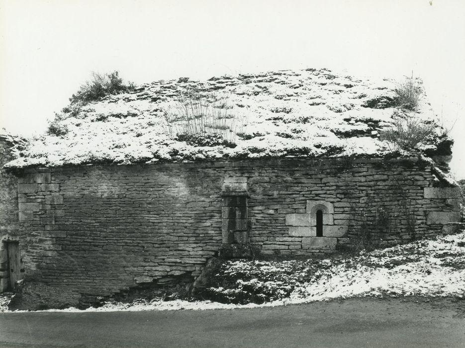 Hôpital (ancien) : Salle des malades, façade est, vue générale