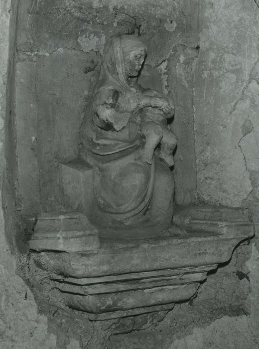groupe sculpté : Vierge de pitié