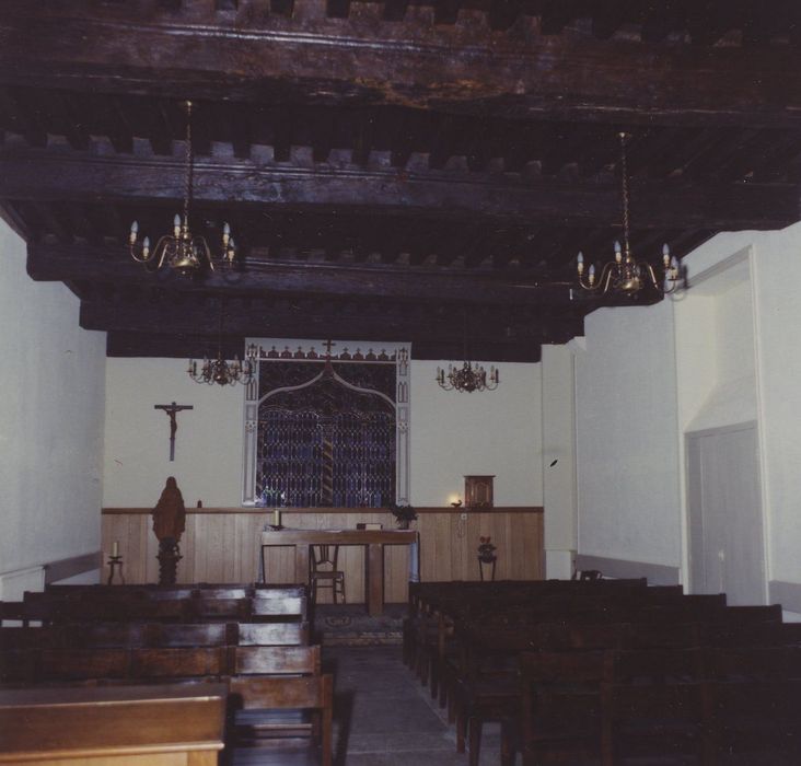 Hôpital Saint-Sauveur : Chapelle, nef, vue partielle