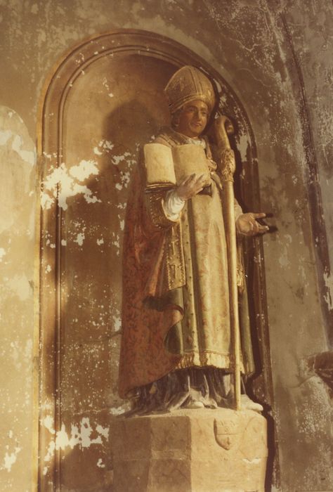 statue : Saint Léger