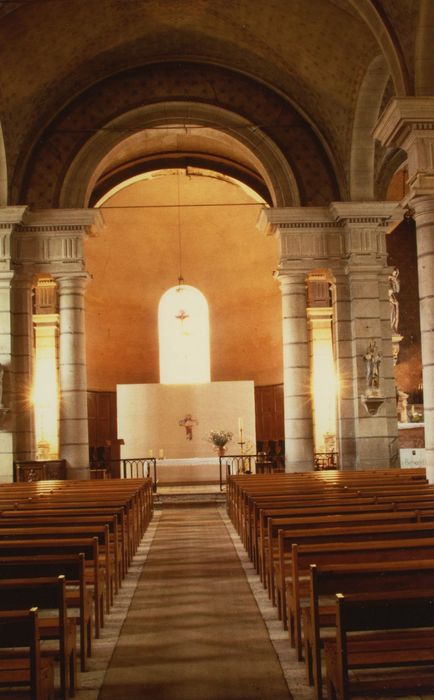 Eglise Saint-Maurice : Nef, vue générale