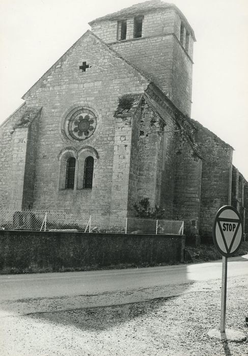 Eglise de Prissey : Chevet, vue générale