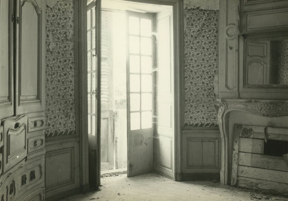 Château : Chambre, vue partielle