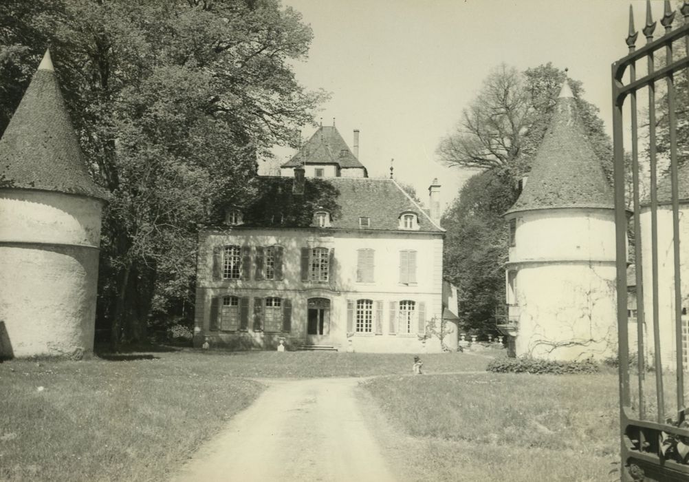 Château : Ensemble est, vue générale