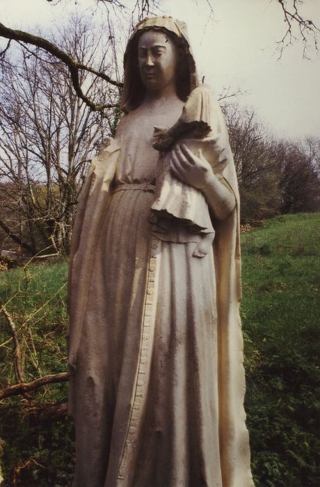 statue : Vierge à l’Enfant