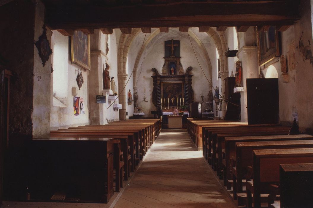 Eglise Saint-Clément : Nef, vue générale